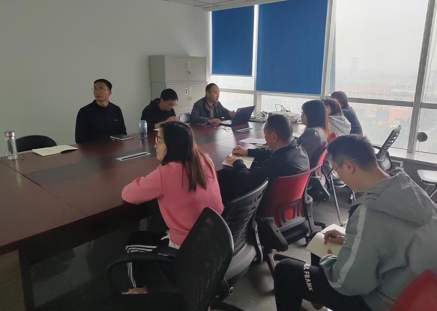 高举旗帜启新程 踔厉奋发谱新篇